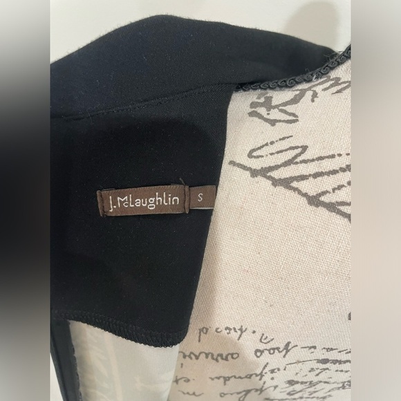 Beautiful J. McLaughlin black and white dress size small EUC - Picture 7 of 7